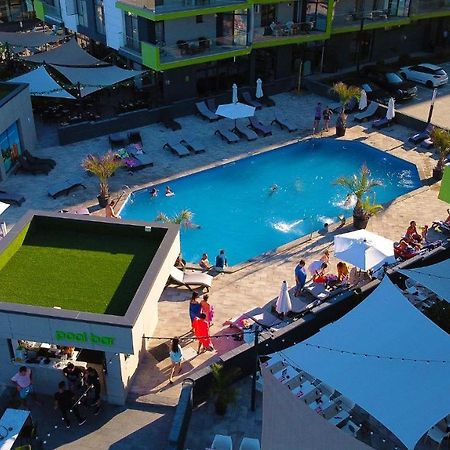 Fineloft Sea View Apartment-Spa N Pools Beach Resort Năvodari Kültér fotó