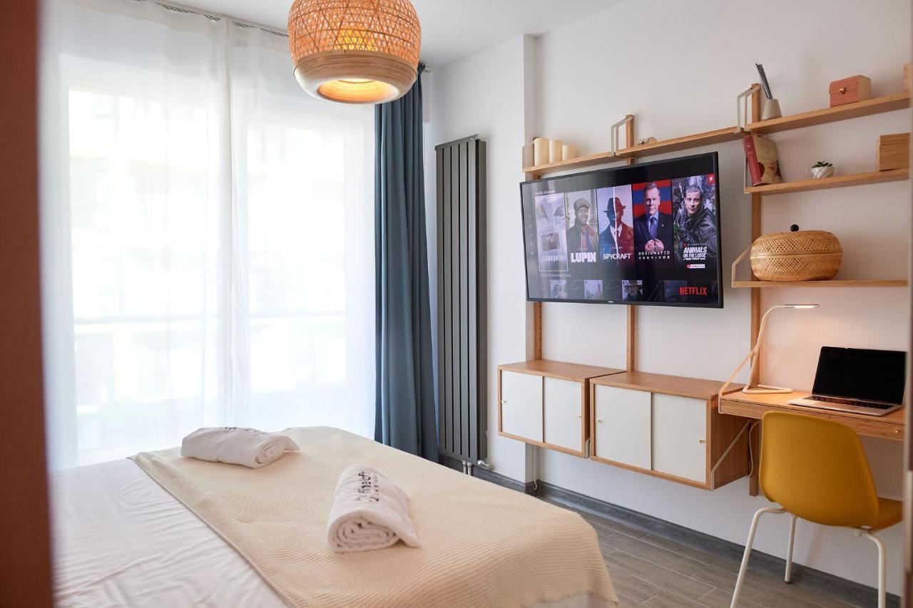 Fineloft Sea View Apartment-Spa N Pools Beach Resort Năvodari Kültér fotó